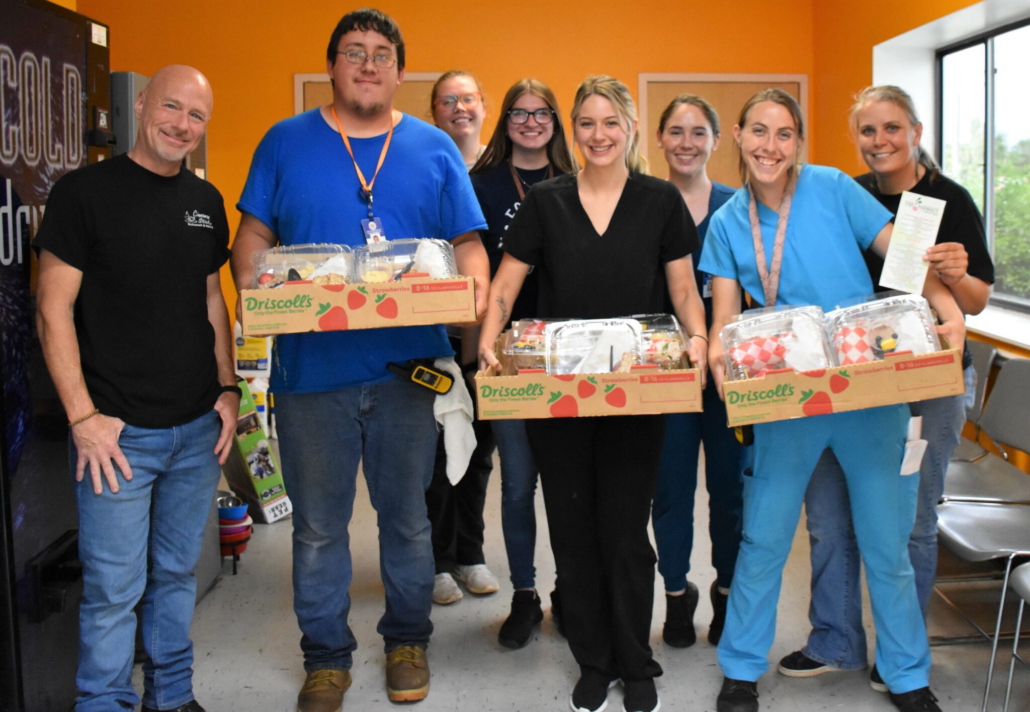 On June 25, 2021, Dillon’s Cinnamon Sticks restaurant prepared and delivered meals for each of the 17 staff members at Citrus County Animal Services (CCAS).